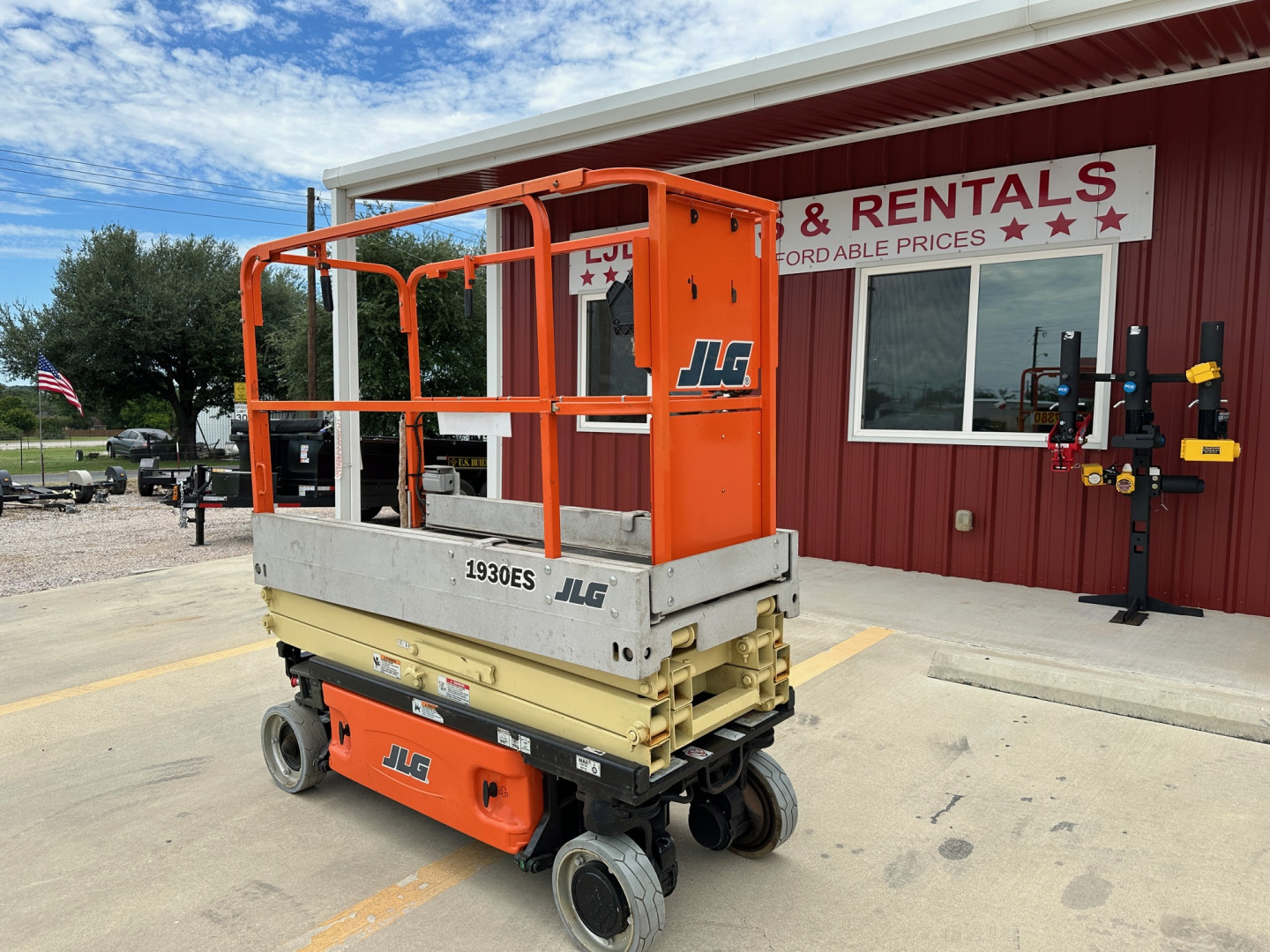Used 2023 JLG 1930ES Scissor Lift