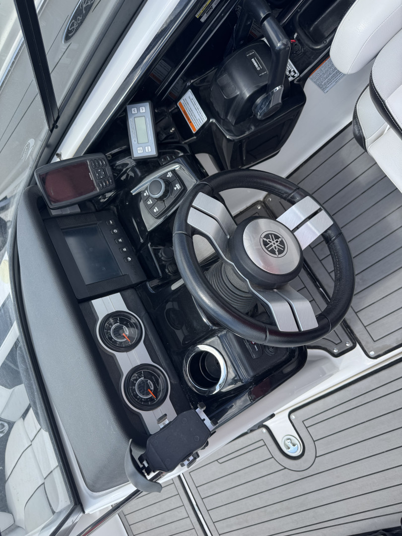 Used 2018 Yamaha Boats 212 X Jet Boat