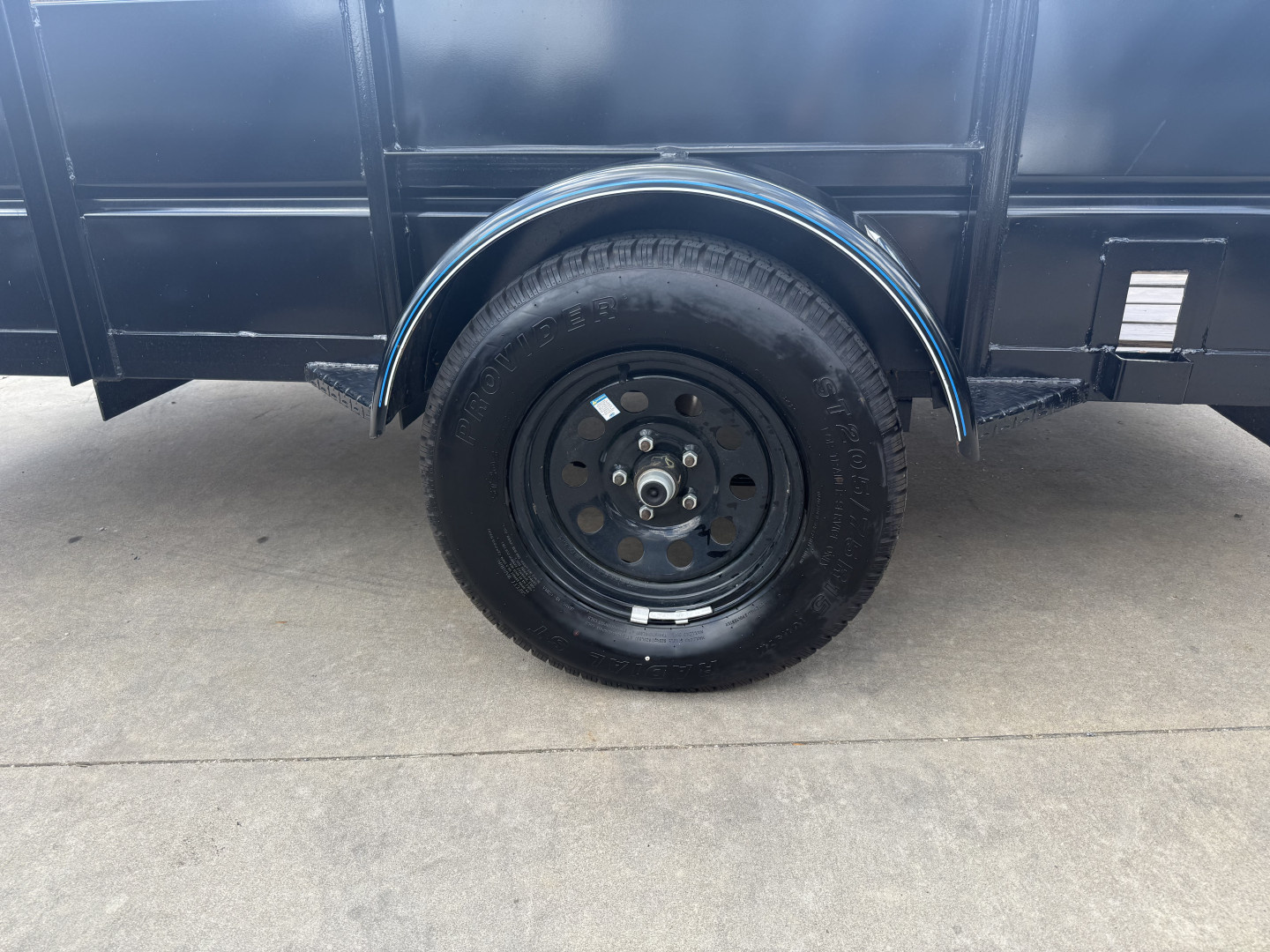 Used 2024 Top Hat MRA12X83 Utility Trailer