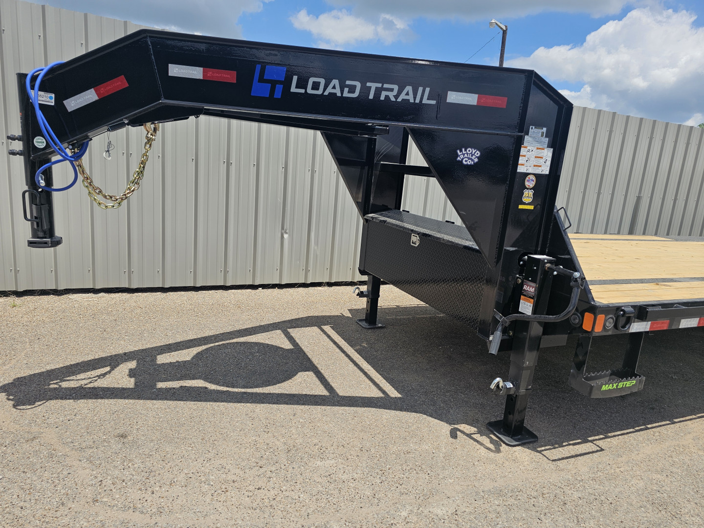New 2026 Load Trail 102X25 16K LOW PRO Gooseneck Bodies