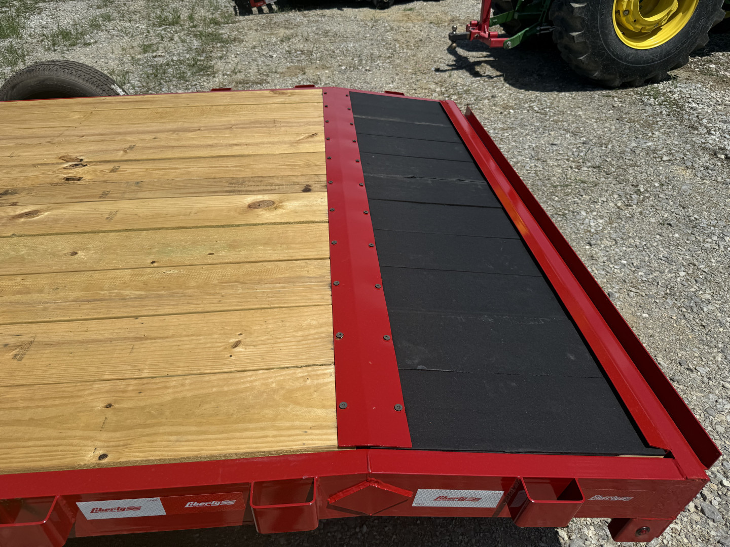 New 2025 Liberty LC Car Hauler 9890K G.V..W.R. 20’ SLIDE OUT RAMPS