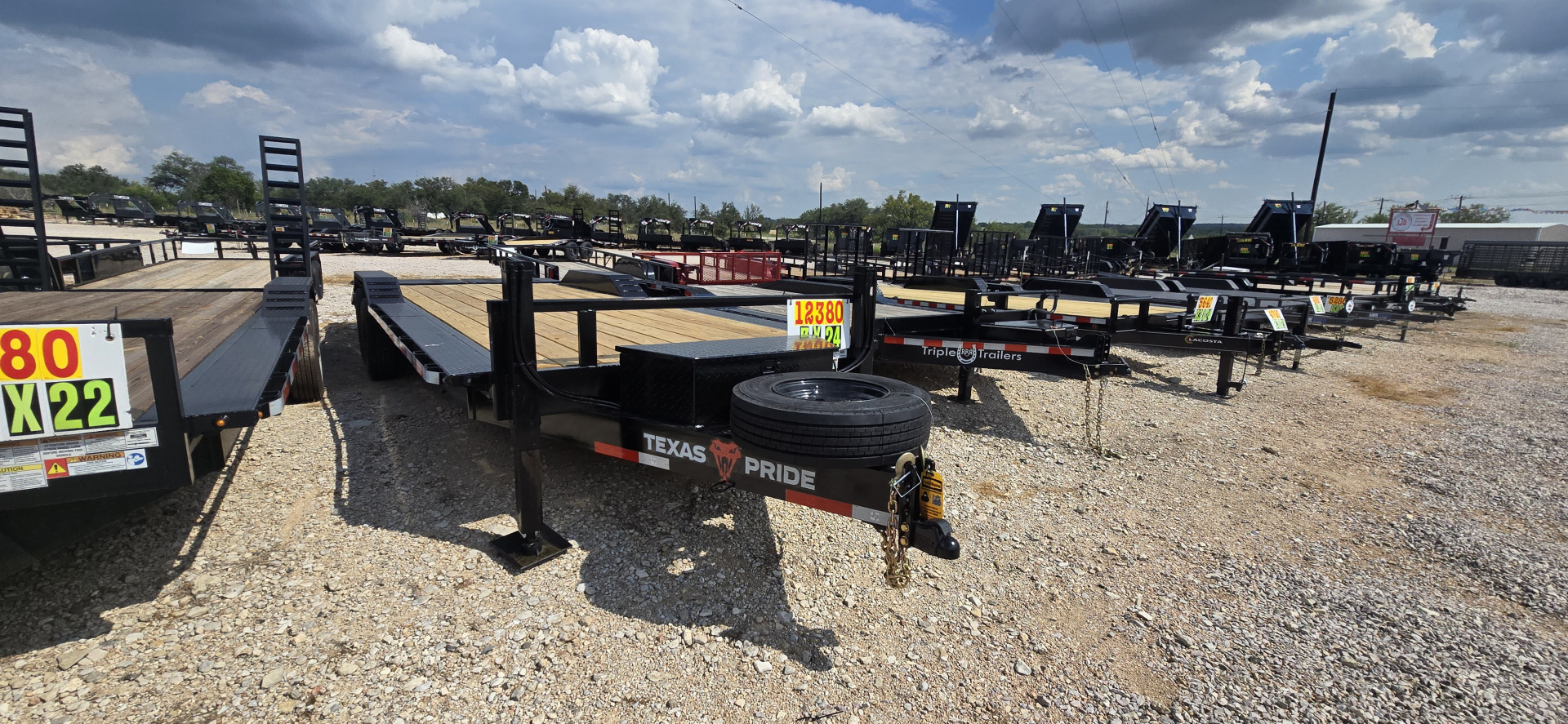 New 2025 Texas Pride - 7' X 24' - 20K GVWR Equipment Trailer