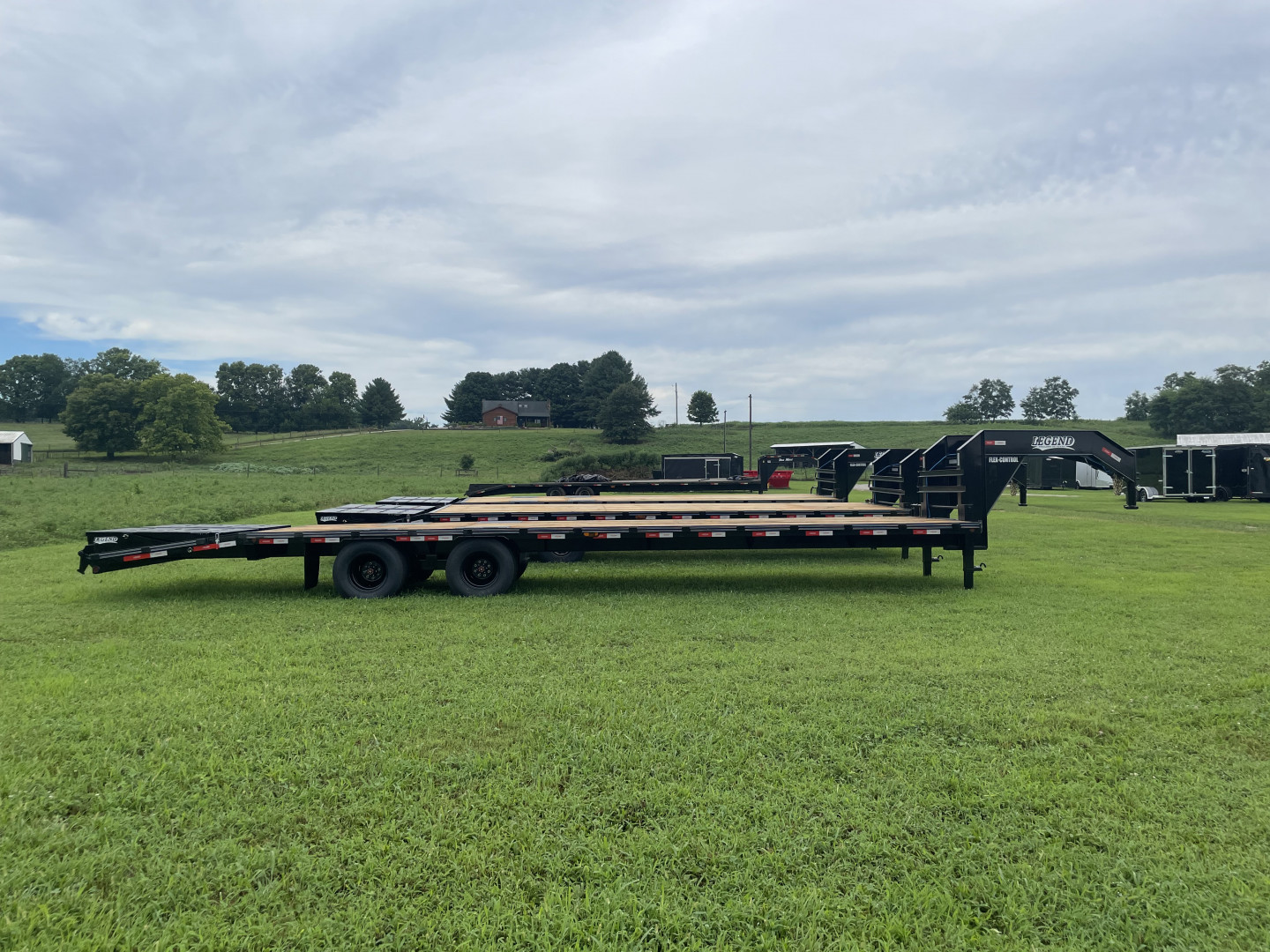 New 2025 Legend Trailers 30' GOOSENECK TA DUALS Deckover Trailer