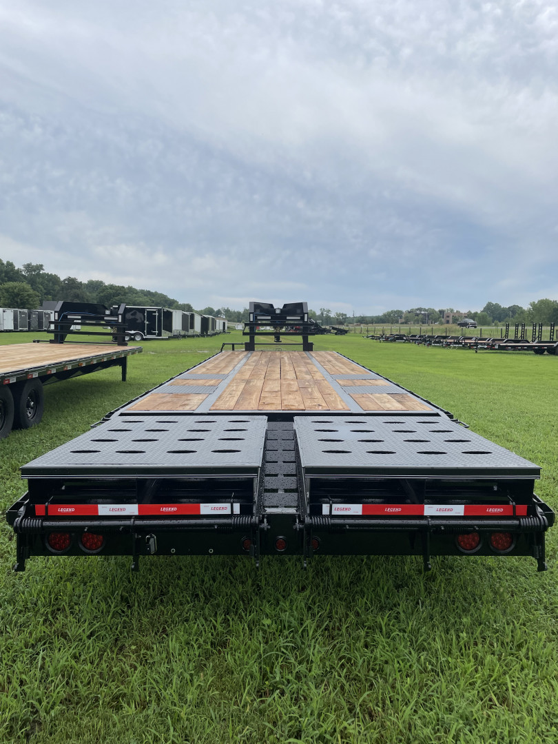New 2025 Legend Trailers 30' GOOSENECK TA DUALS Deckover Trailer