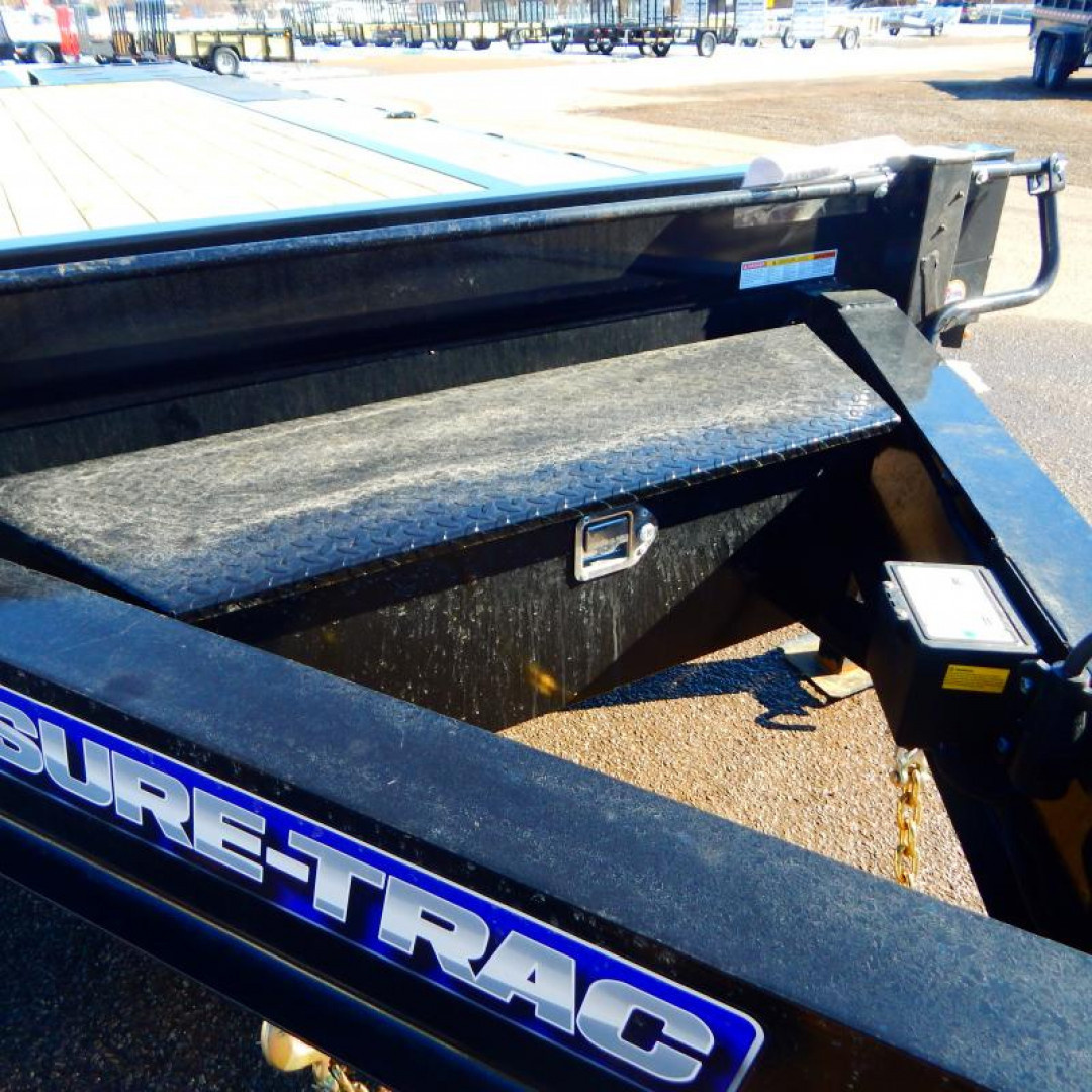 New 2025 Sure-Trac 8.5 x 20+5 Heavy Duty Low Profile Beavertail Deckover Trailer  17.6K