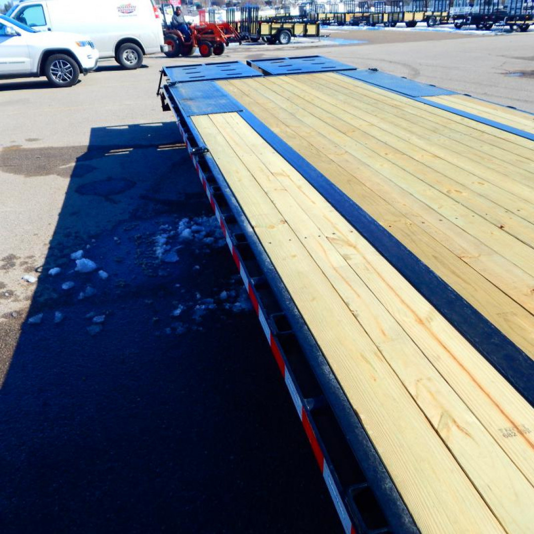 New 2025 Sure-Trac 8.5 x 20+5 Heavy Duty Low Profile Beavertail Deckover Trailer  17.6K