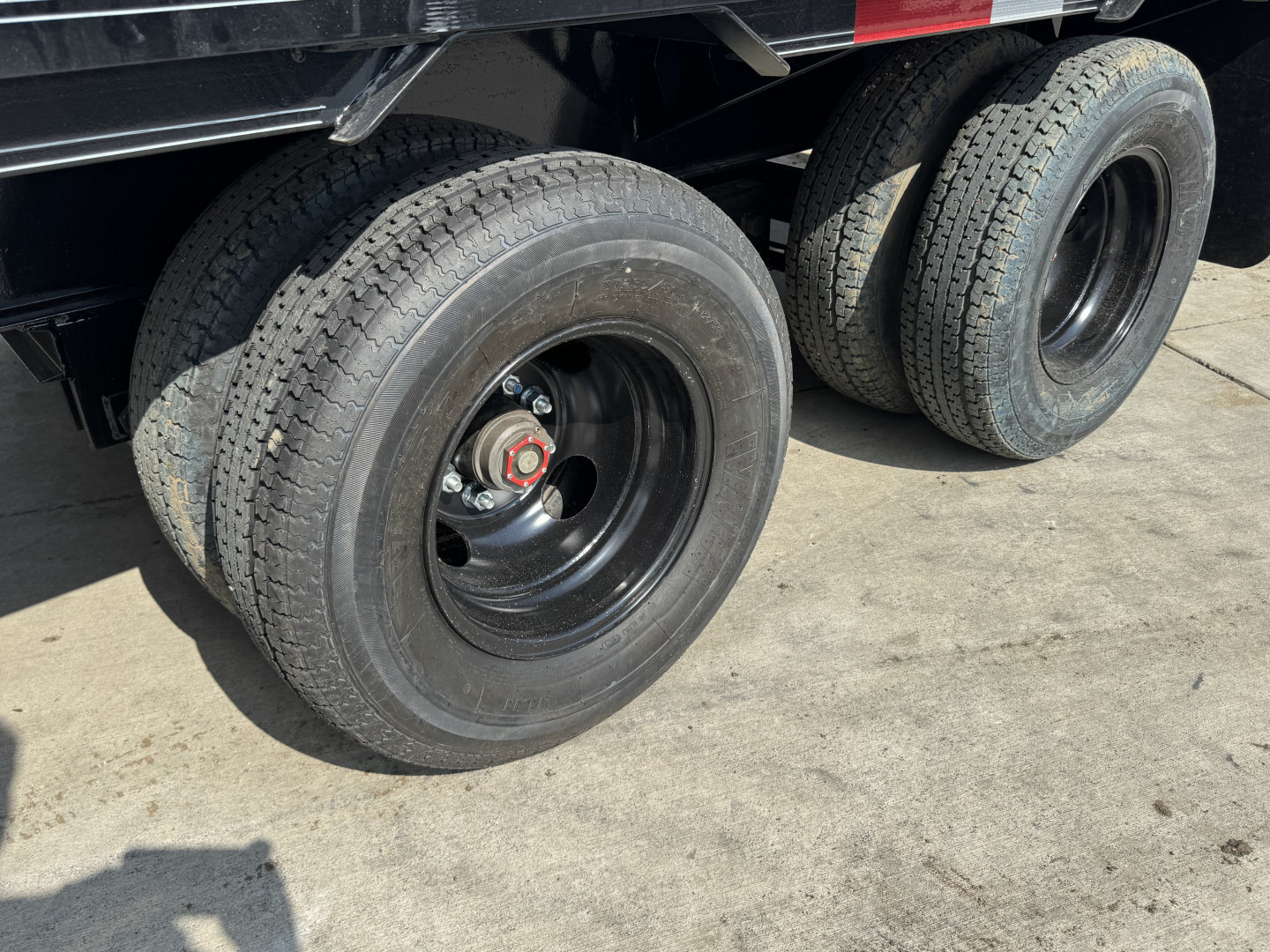 New 2026 Double A 36’ Gooseneck Deckover 31’ plus 5’ x 102” with 2-10K tandem dual axles=25K