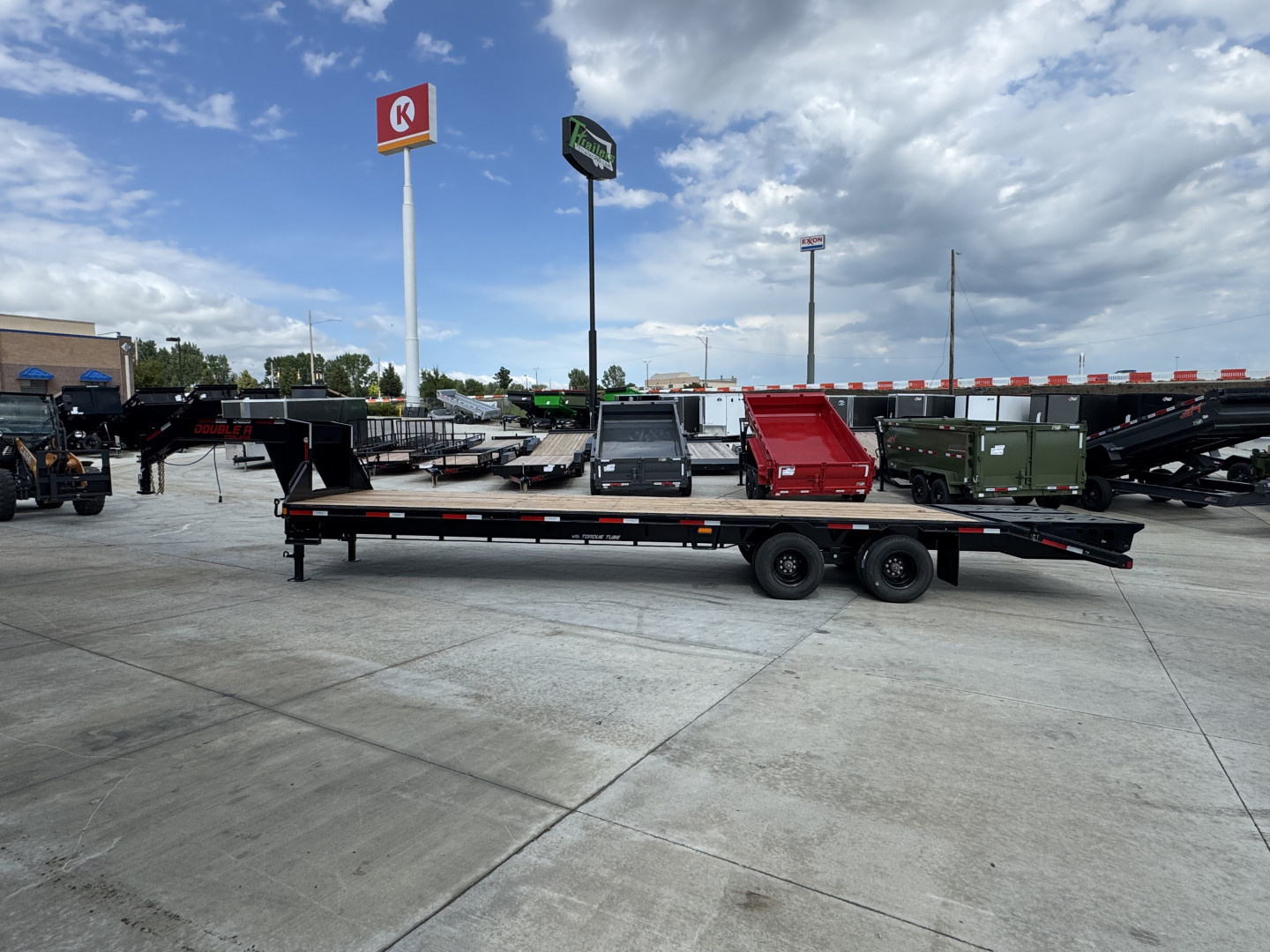 New 2026 Double A 32’ Gooseneck Deckover 27’ plus 5’ x 102” with 2-10K tandem dual axles=25K