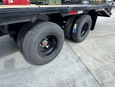 New 2026 Double A 32’ Gooseneck Deckover 27’ plus 5’ x 102” with 2-10K tandem dual axles=25K