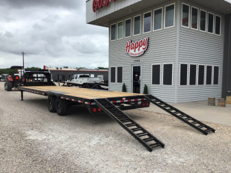 New 2026 PJ 102"x30' GN Low-Pro Flatbed w/ Singles - LS
