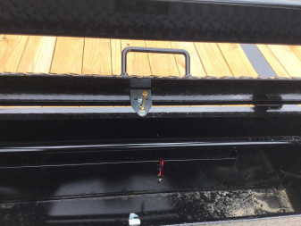 New 2026 PJ 102"x30' GN Low-Pro Flatbed w/ Singles - LS