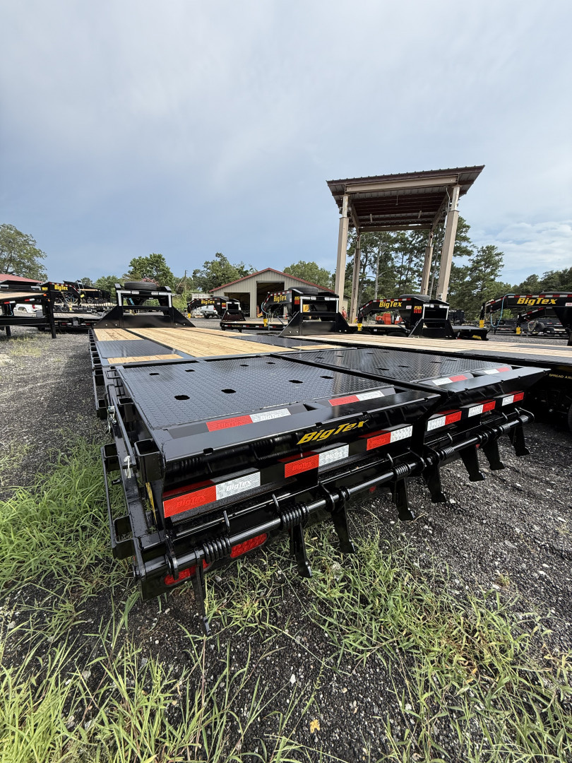 New 2026 Big Tex Trailers 25GN-25D5A-MRBK Gooseneck Bodies