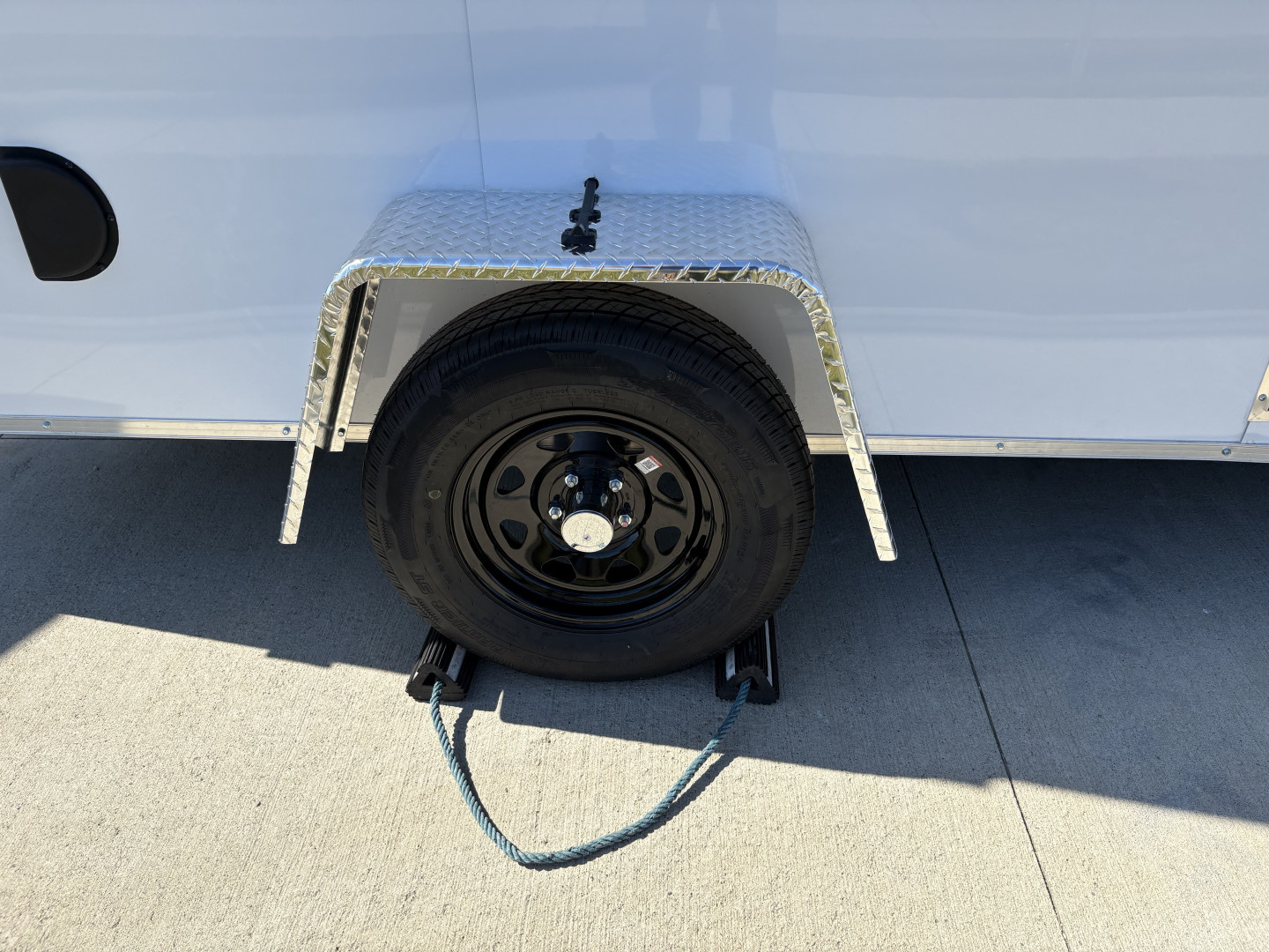 New 2025 Impact Trailers 6'X12' TREMOR WHITE RAMP DOOR CARGO Cargo / Enclosed Trailer