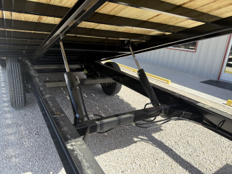 New 2025 PJ 102"x28' Gooseneck Deckover Hydraulic Tilt Trailer – T8