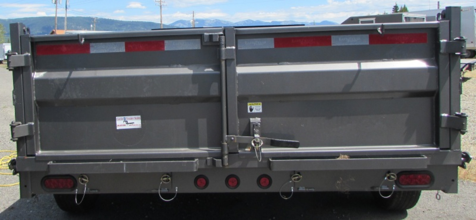 New 2025 East Texas Trailers 58SBD1426SE042368 Dump Trailer