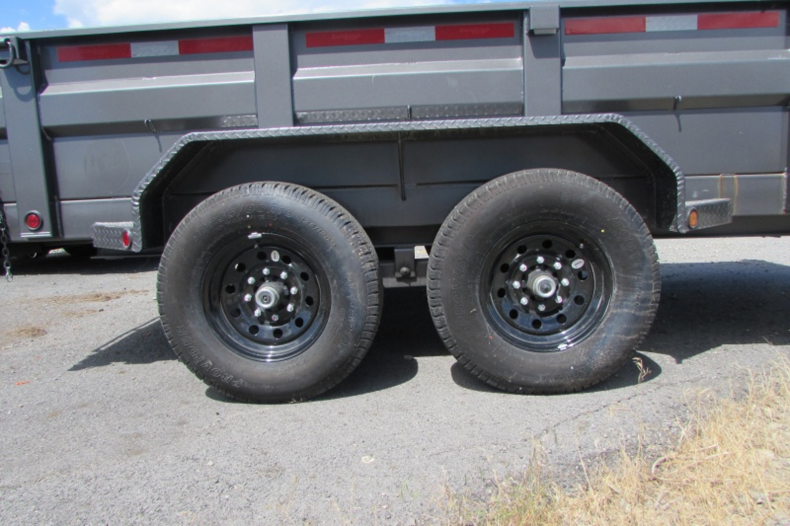 New 2025 East Texas Trailers 58SBD1426SE042368 Dump Trailer