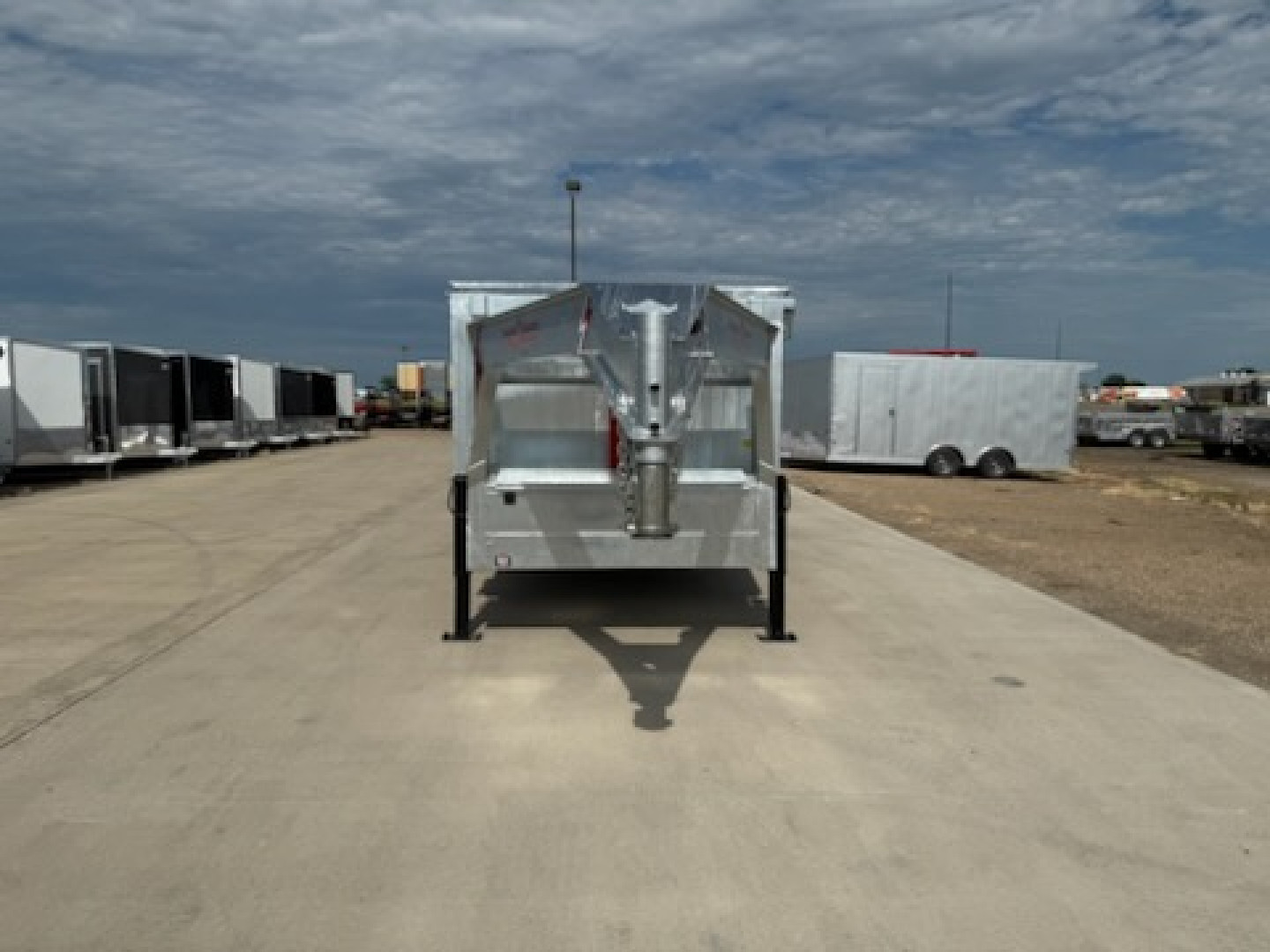 New 2026 Triumph Trailers GD10-TA82X16-10K-GN-4 Dump Trailer-4' Sides
