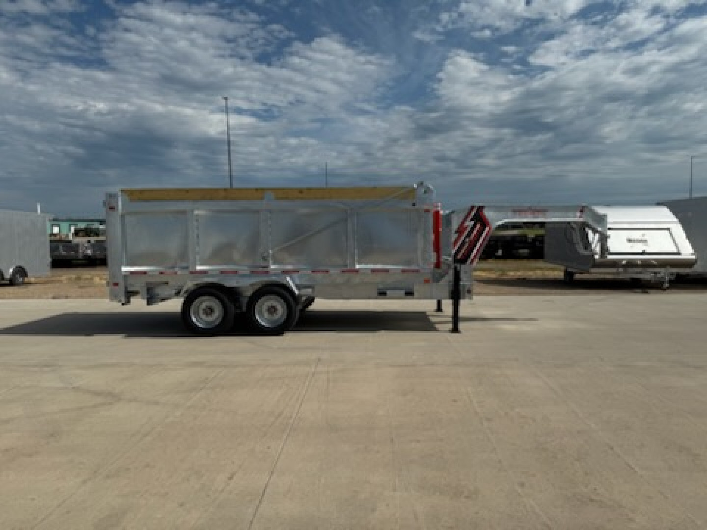 New 2026 Triumph Trailers GD10-TA82X16-10K-GN-4 Dump Trailer-4' Sides
