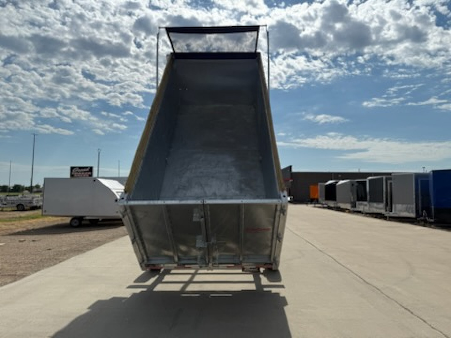 New 2026 Triumph Trailers GD10-TA82X16-10K-GN-4 Dump Trailer-4' Sides