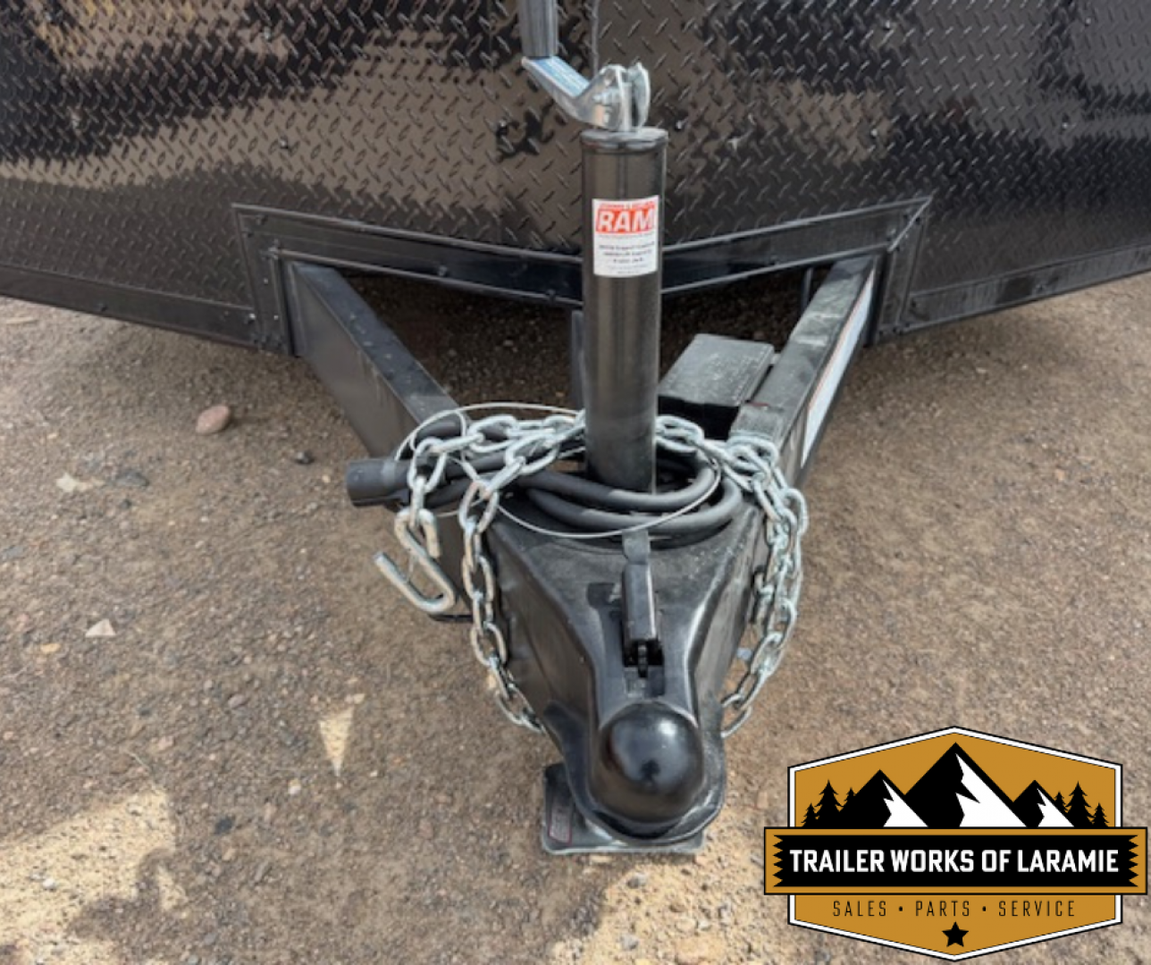 New 2026 Look Trailers 7.5X14 Element SE 7K Cargo / Enclosed Trailer- Charcoal
