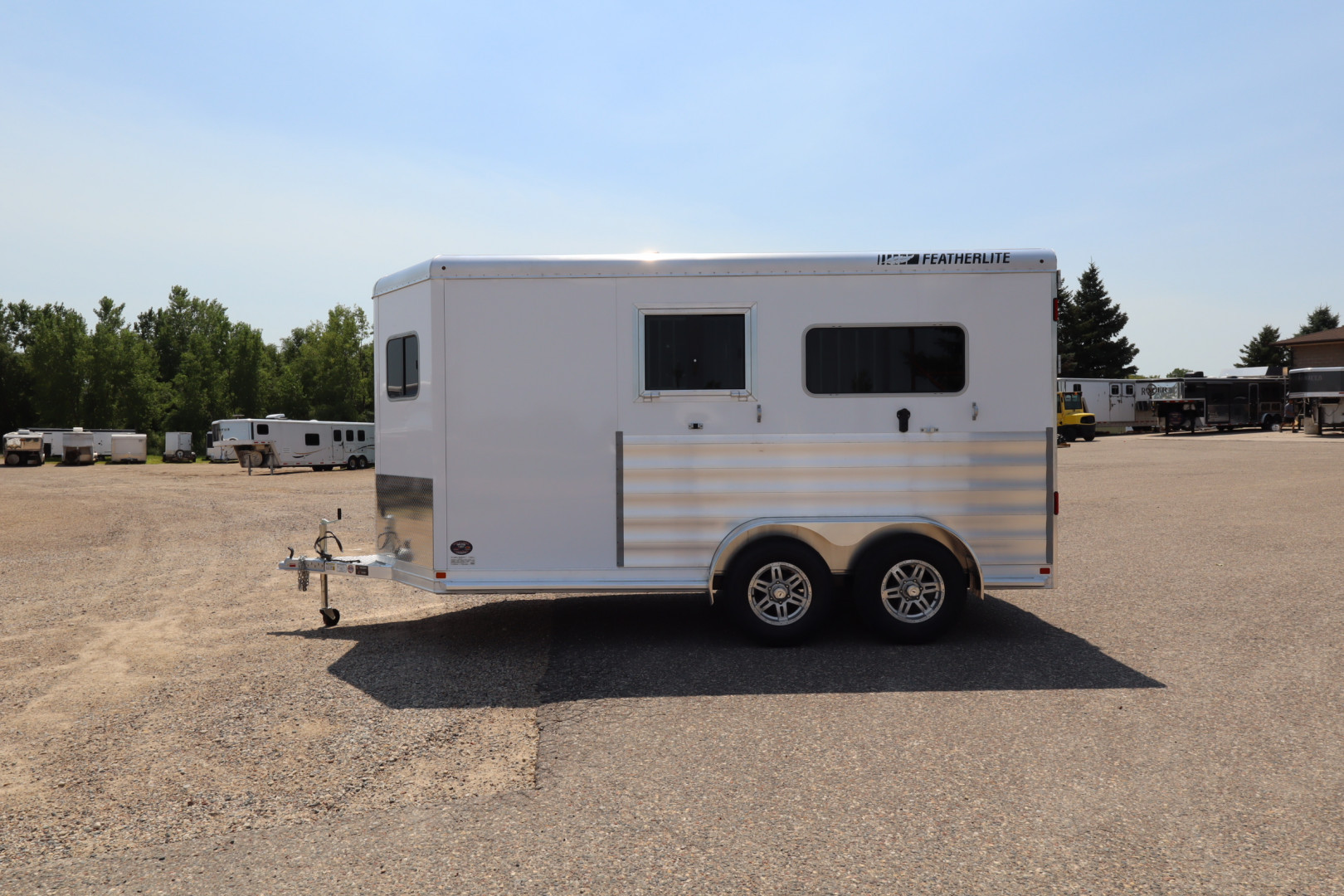 New 2025 Featherlite Trailers 2 Horse BP Trailer