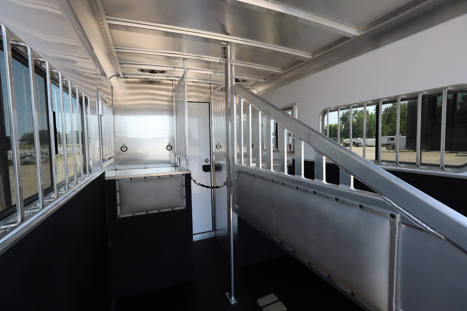 New 2025 Featherlite Trailers 2 Horse BP Trailer