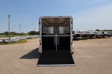 New 2025 Featherlite Trailers 2 Horse BP Trailer