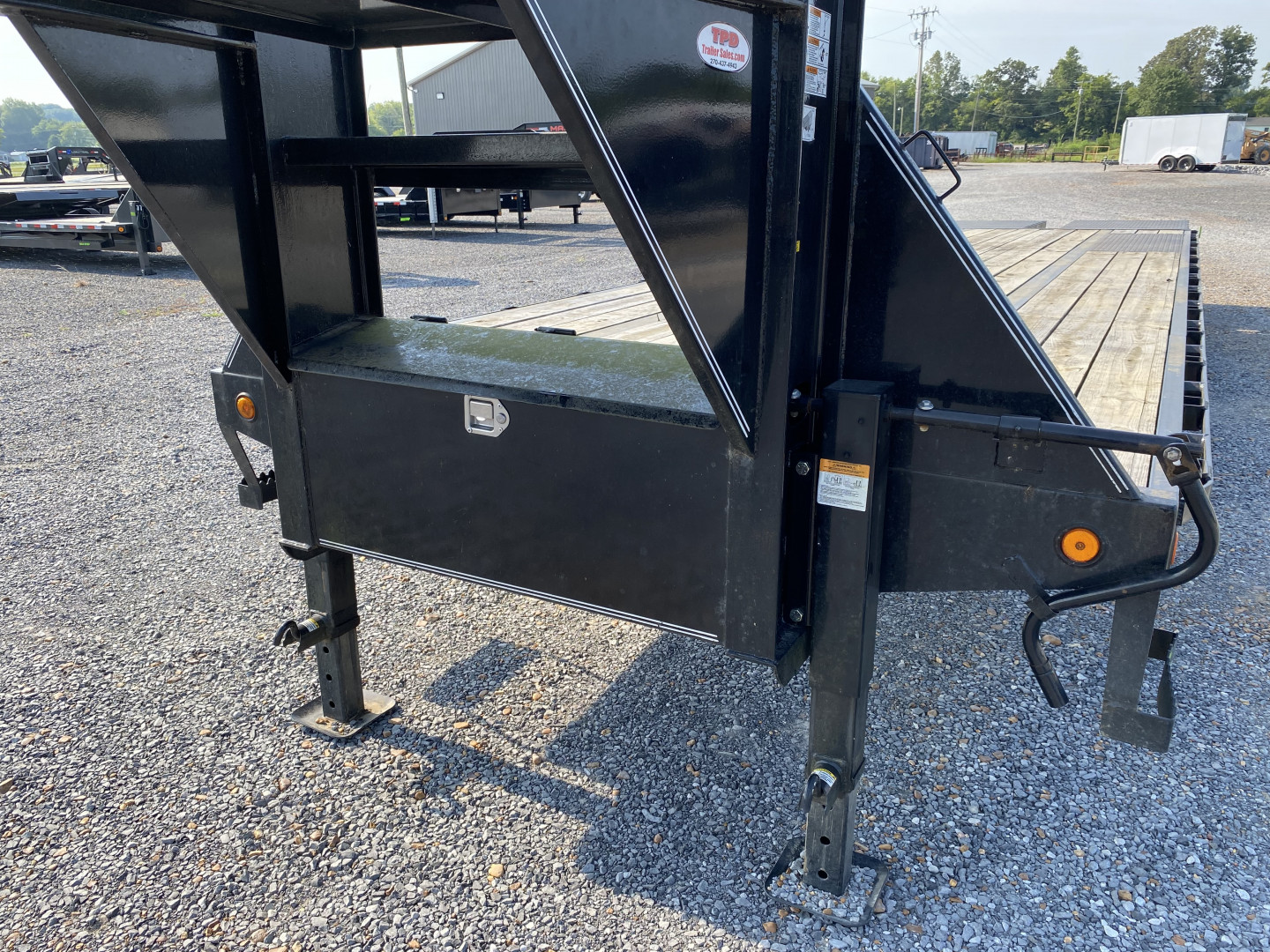Used 2023 Load Trail 102"x32' 22k Gooseneck Flatbed Trailer
