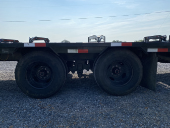 Used 2023 Load Trail 102"x32' 22k Gooseneck Flatbed Trailer