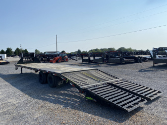 Used 2023 Load Trail 102"x32' 22k Gooseneck Flatbed Trailer