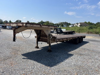 Used 1985 WilRo 24' 20K Gooseneck Flatbed Trailer