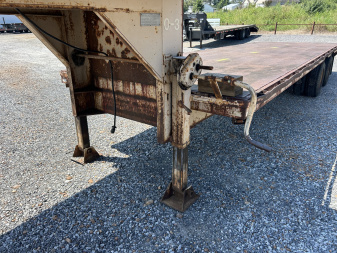 Used 1985 WilRo 24' 20K Gooseneck Flatbed Trailer