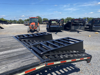 Used 2011 Barlow 102"x25' 20k Flatbed Trailer