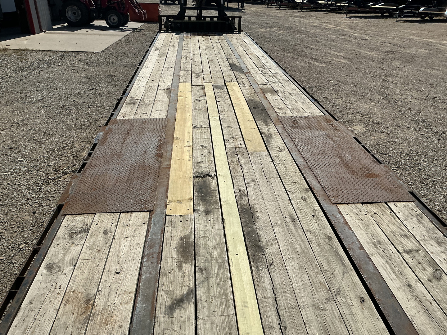 Used PJ Trailers 102"x40' Low Pro Flatdeck w/ Duals- LD