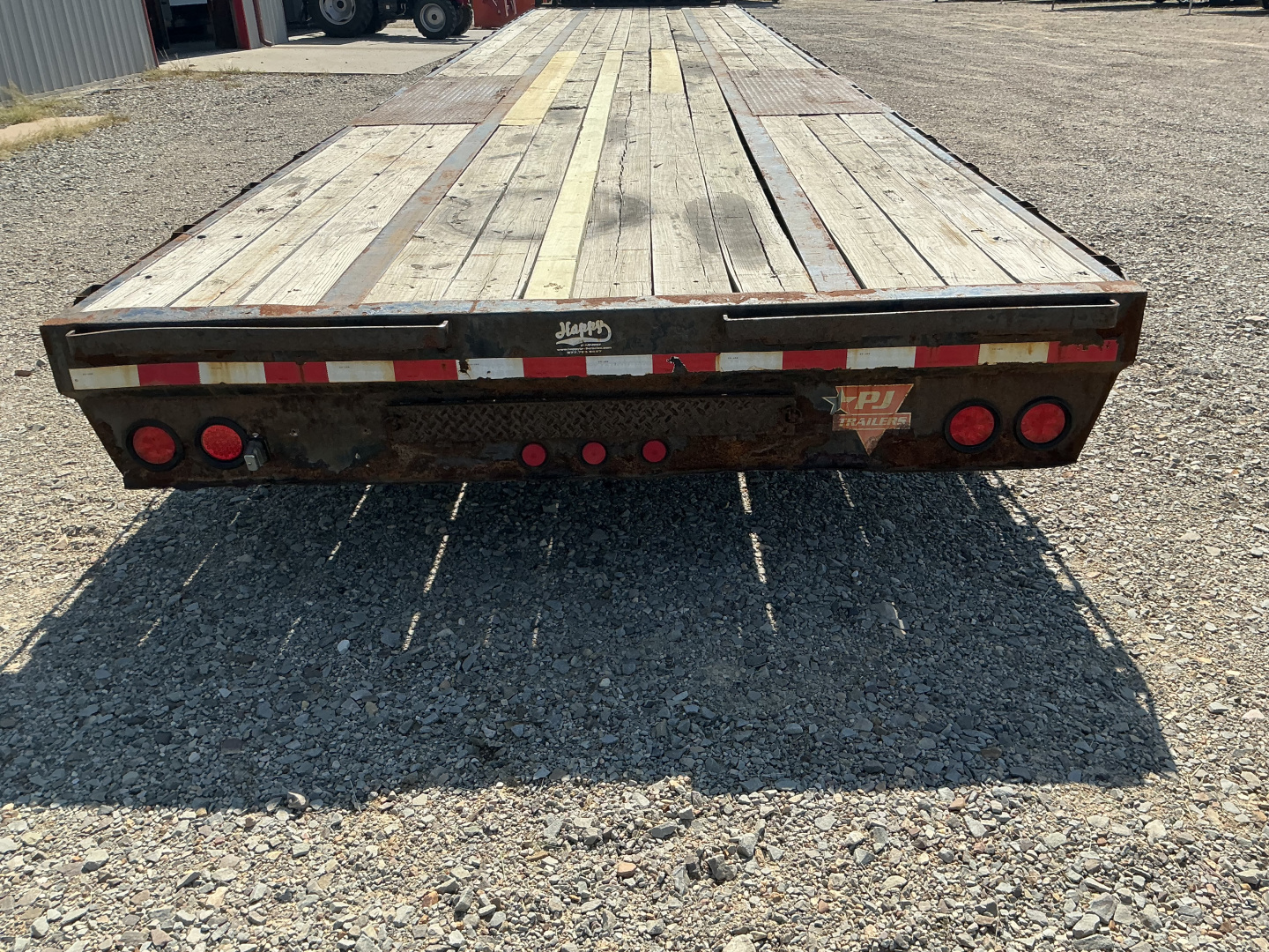 Used PJ Trailers 102"x40' Low Pro Flatdeck w/ Duals- LD