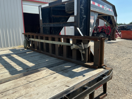 Used PJ Trailers 102"x40' Low Pro Flatdeck w/ Duals- LD