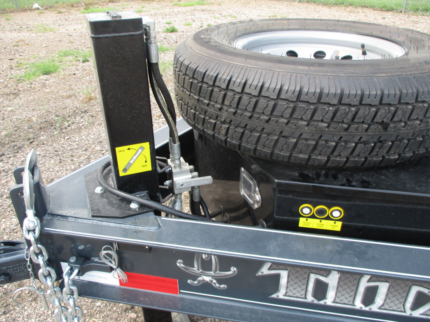 New 2025 Titan Trailer Dump Trailer 82 X 14