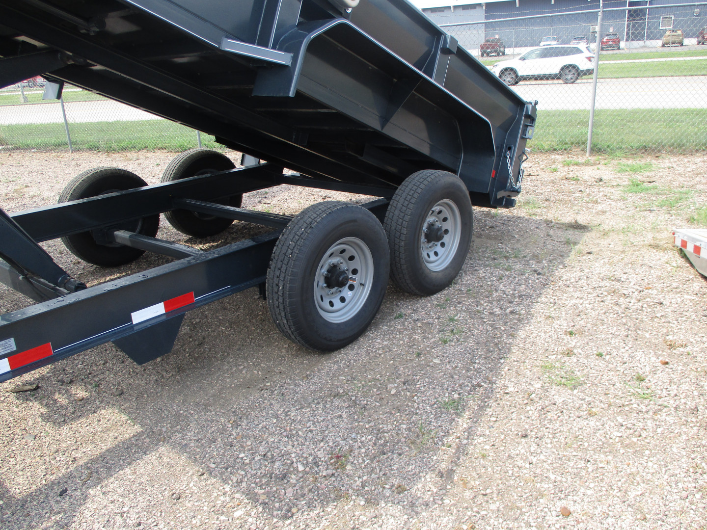 New 2025 Titan Trailer Dump Trailer 82 X 14