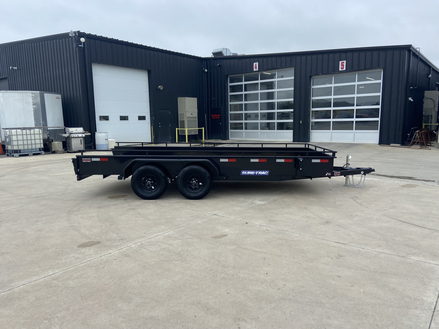 New Sure-Trac 16' Equipment Trailer