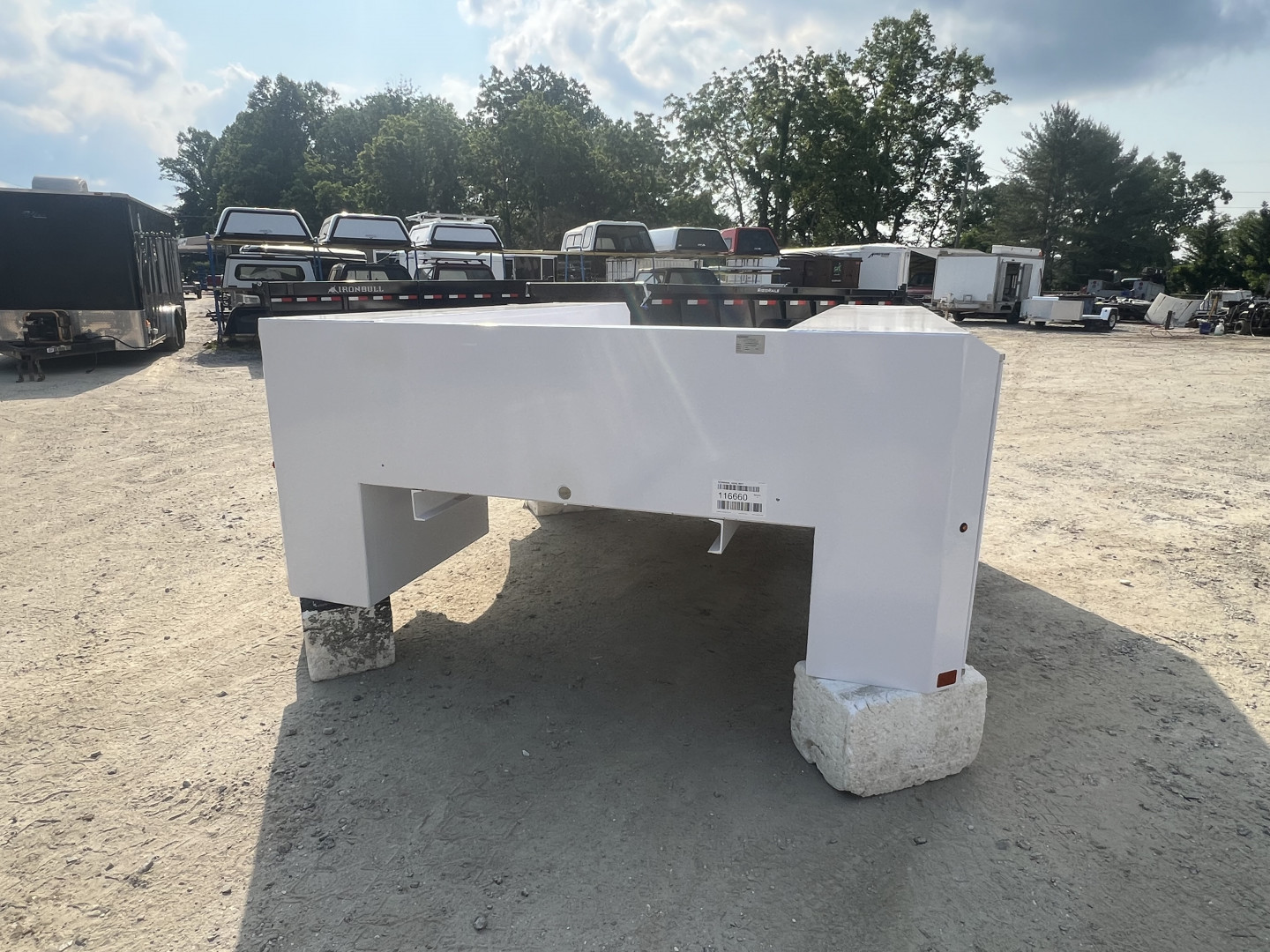 New 2026 Norstar SC086905600WHT Truck Bodies / WHITE IN COLOR / DUALLY PICKUP LONG BED REPLACEMENT / STANDARD SC SERIES BED