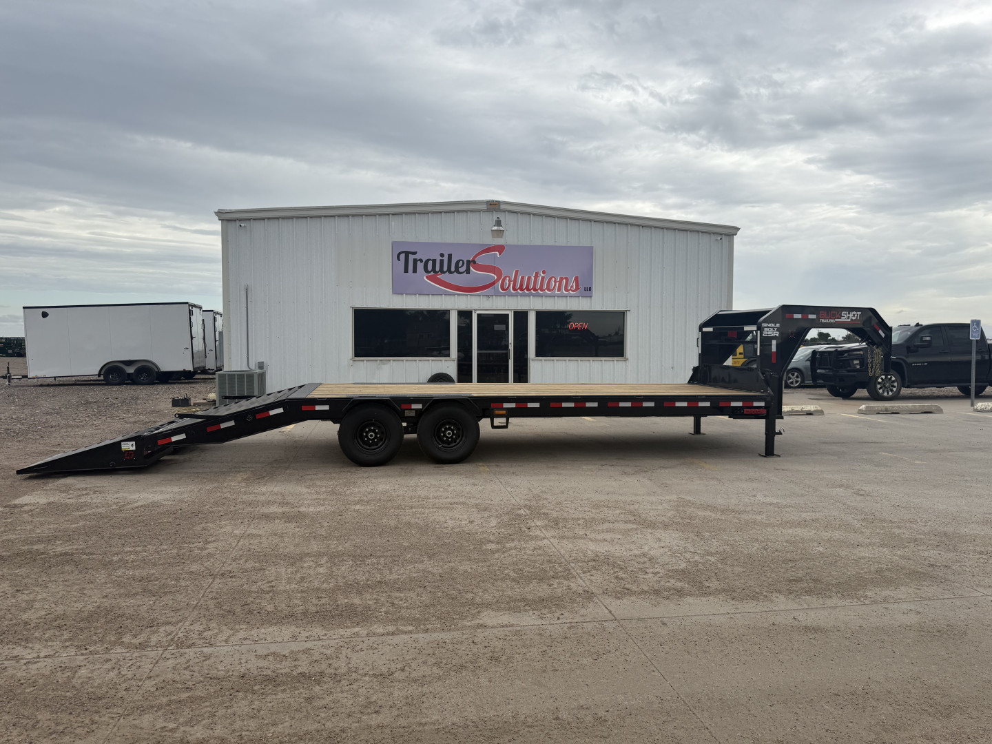 New 2026 Buckshot 102"x25' Gooseneck Deckover Trailer