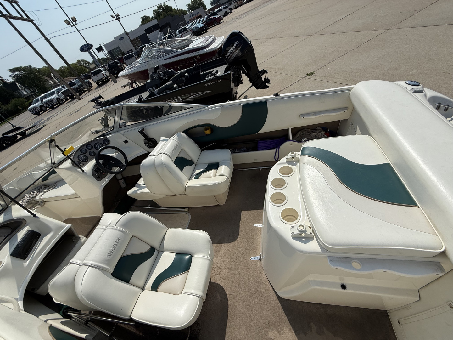 Used 1998 Rinker 185 Bay Boat
