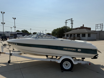 Used 1998 Rinker 185 Bay Boat