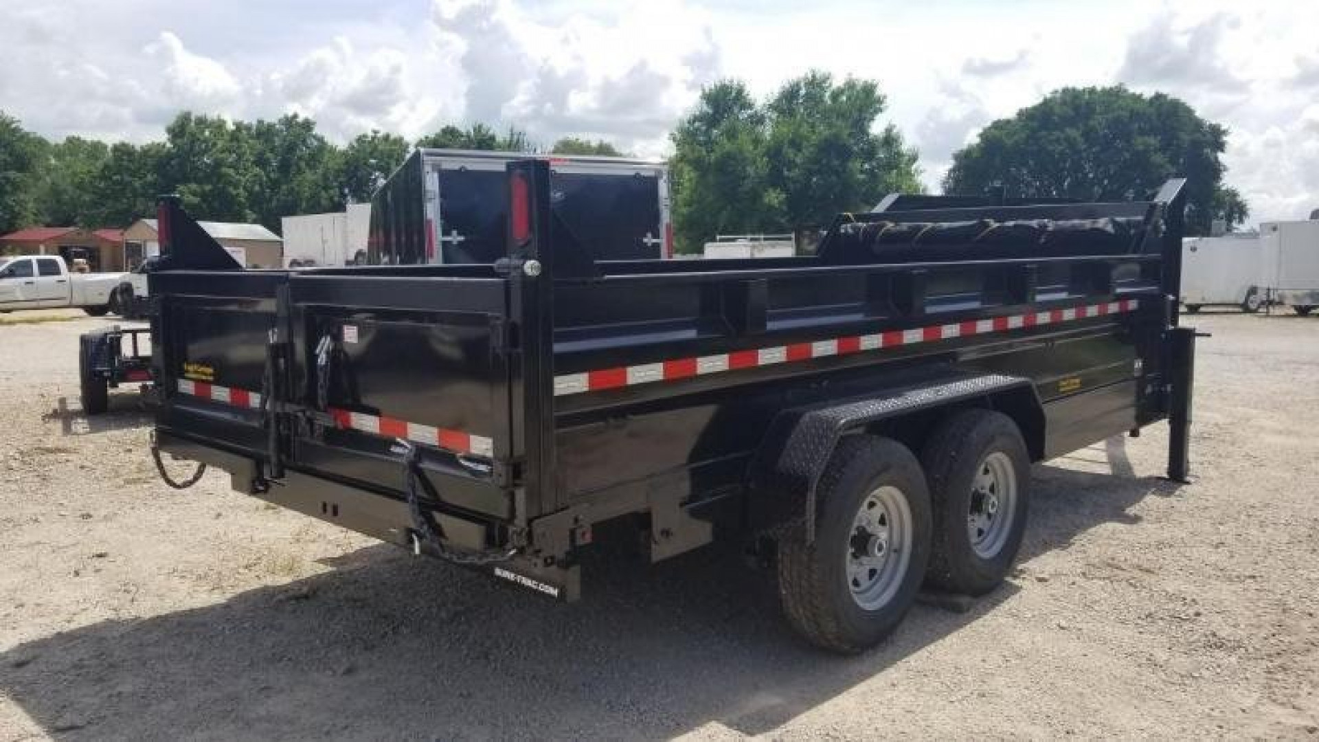 New 2025 Sure-Trac 82x14 Gooseneck Telescopic Dump Trailer 14k