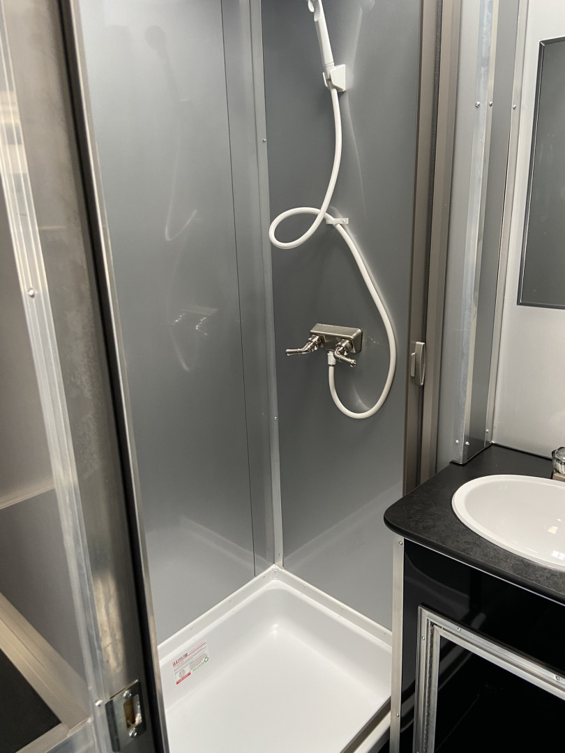 New Vintage 53' Bathroom Package