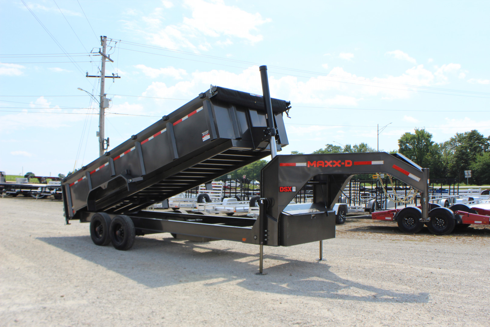 New 2026 MAXX-D DSX 20' Gooseneck Dump Trailer