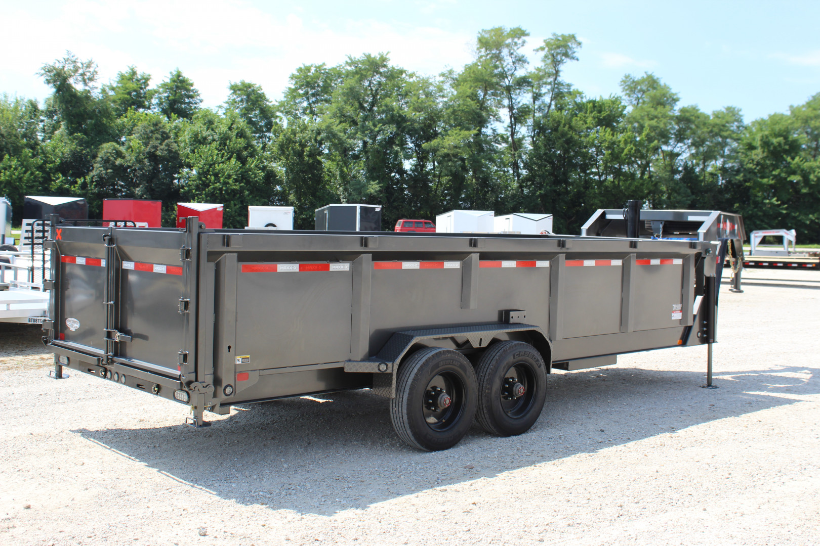 New 2026 MAXX-D DSX 20' Gooseneck Dump Trailer