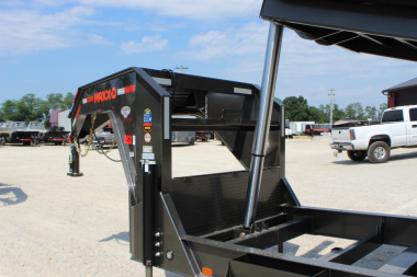 New 2026 MAXX-D DSX 20' Gooseneck Dump Trailer