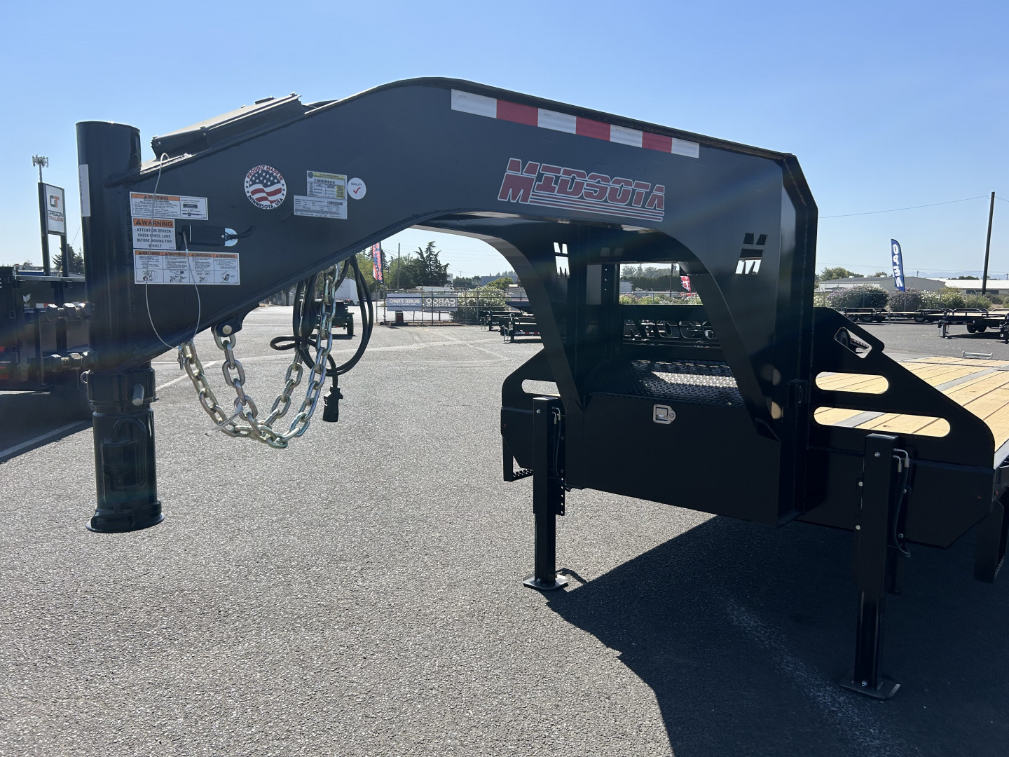 New 2025 Midsota 8.5x36 Gooseneck Deckover W/Power Tail 25.9K GVWR