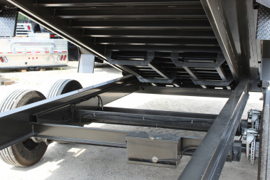 New 2026 MAXX-D DSX 20' Gooseneck Dump Trailer